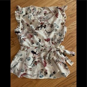 Beautiful flowered shirt.